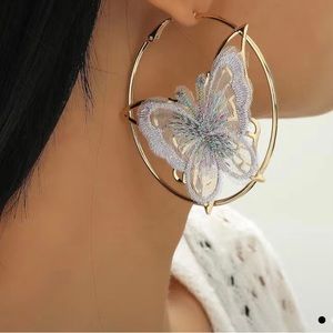 Cute hoop butterfly earrings